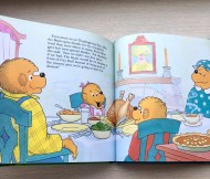 Stan & Jan Berenstain - The Berenstain Bears - Happy Halloween